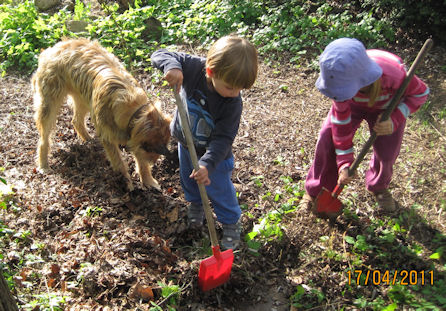 Gartenarbeit 3 a