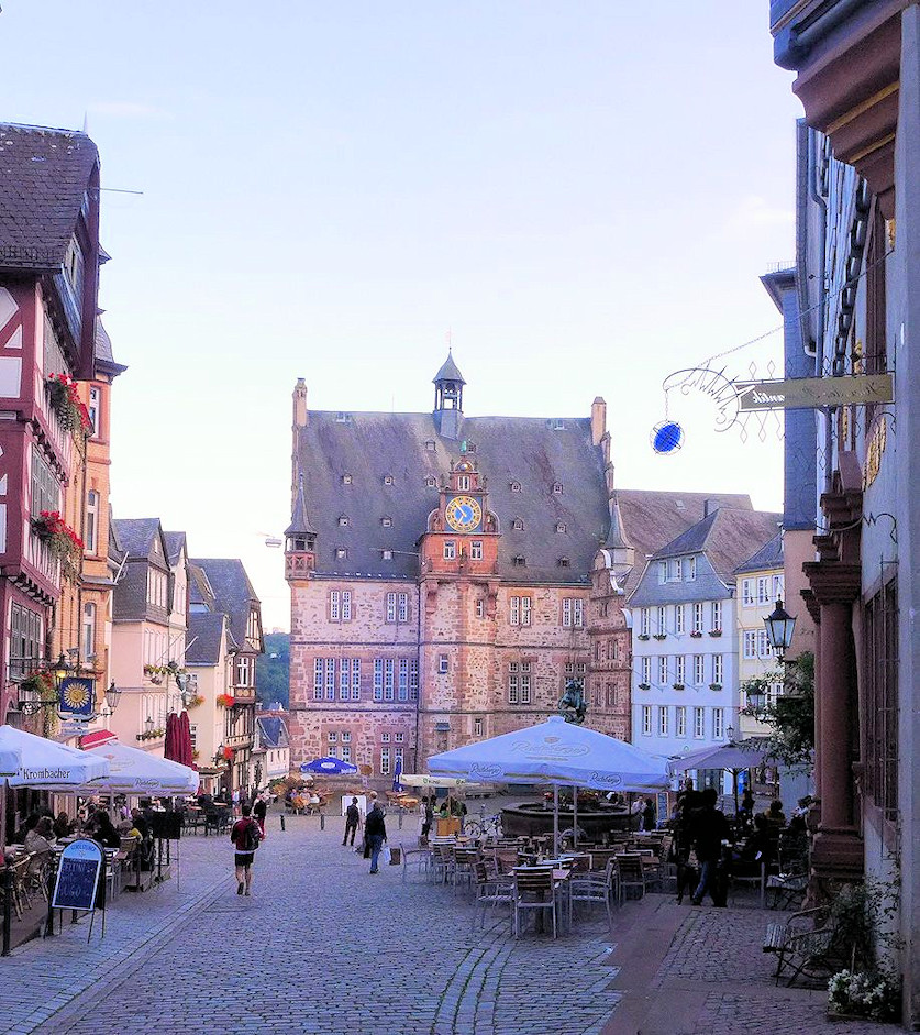 Marburg  Rathaus Marktplatz aa